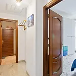 Pane & Pomodoro Beach Roomy Flat